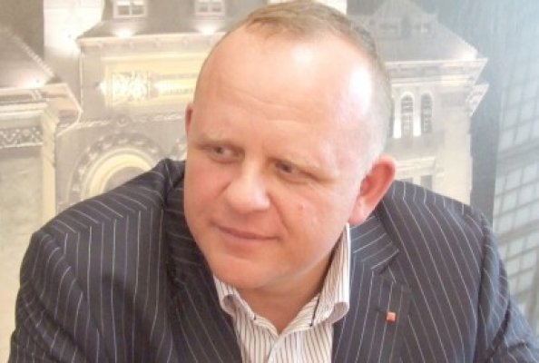 Cârjaliu îşi lansează candidatura pe stadionul din Agigea